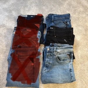 Replay jeans Anbass bulk - Säljer denna Replay Anbass jeans bulk. Nypris ca 3000kr, mitt pris 1499