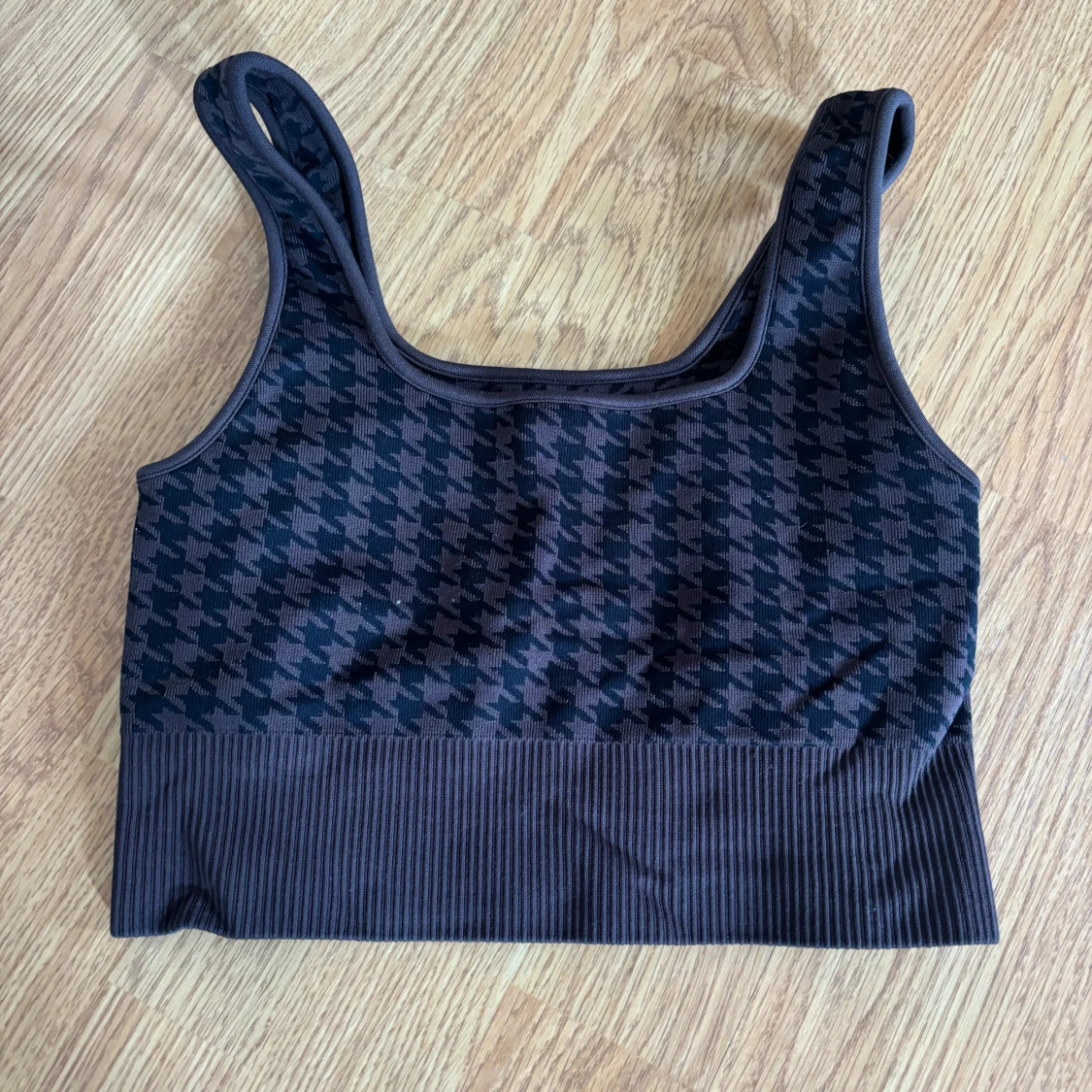 Brunt träningset från NA-KD - 2