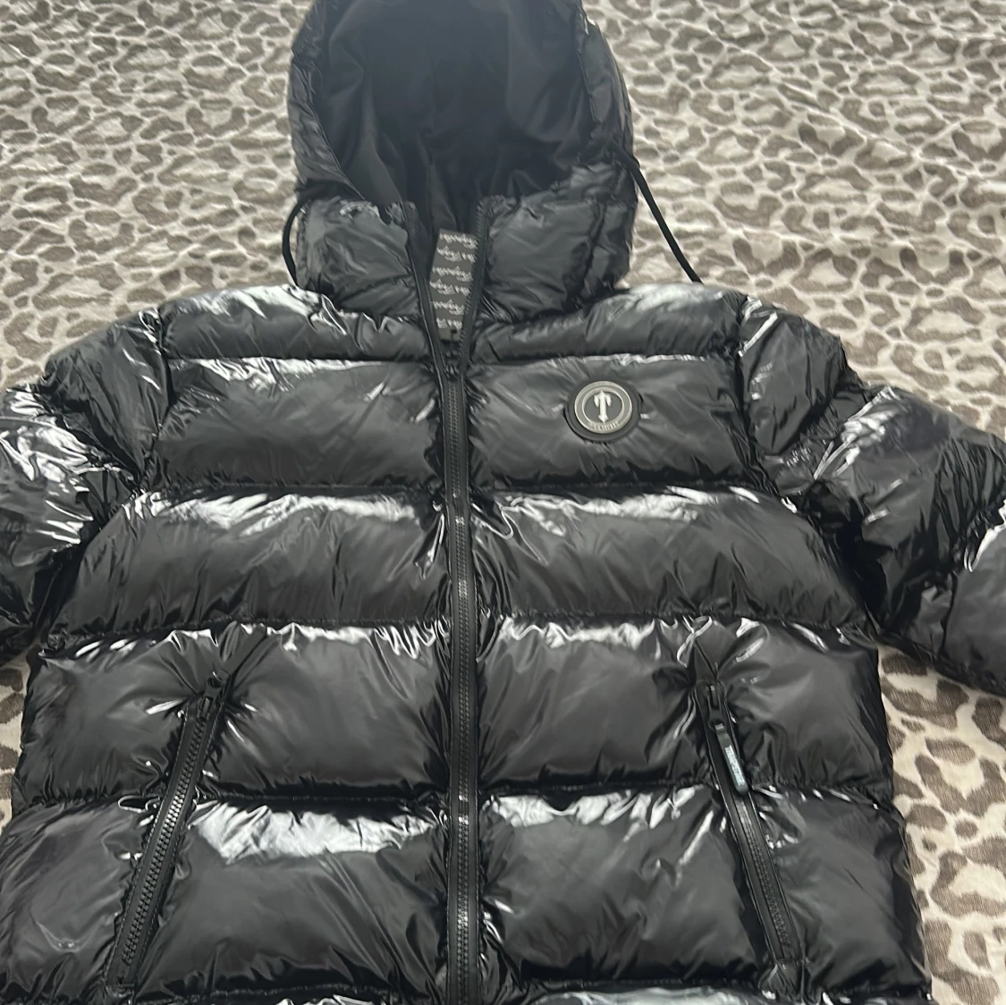 Svart pufferjacka från Trapstar