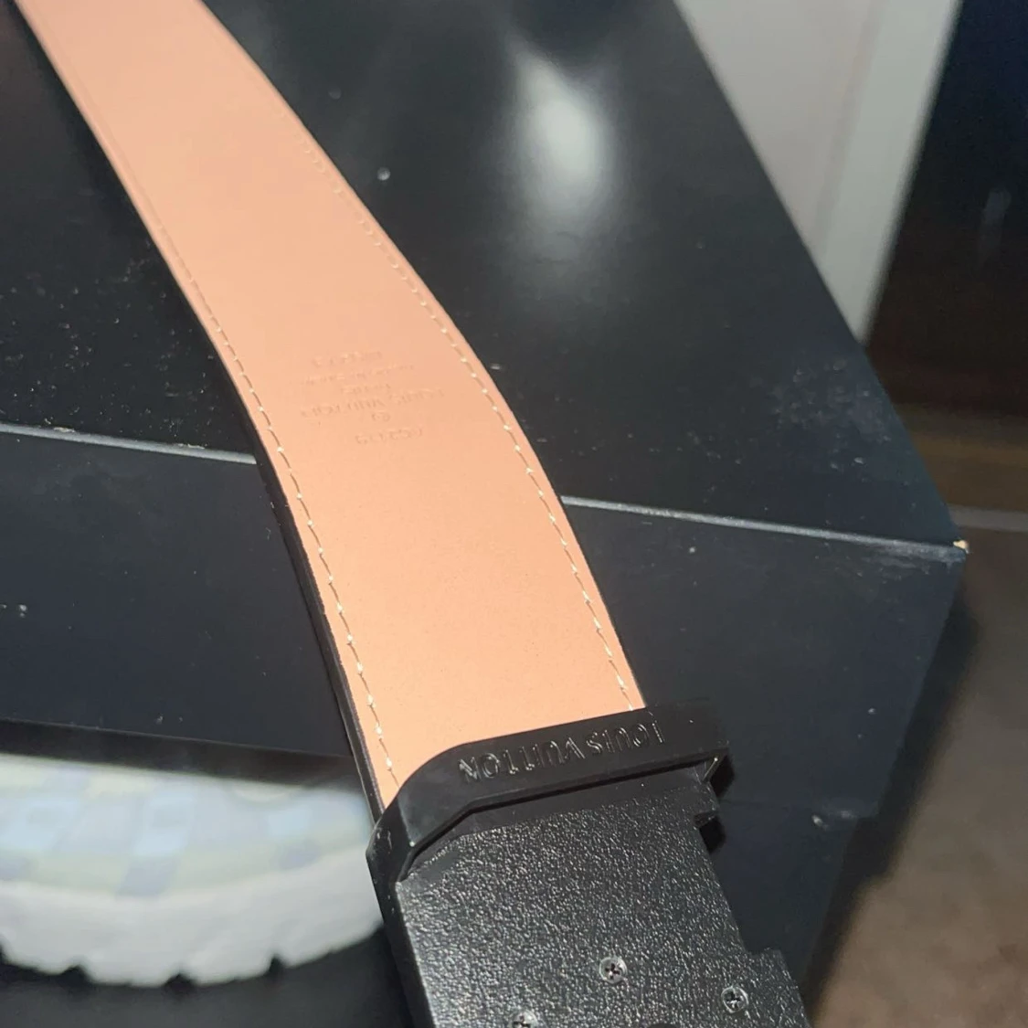 L V svart bälte - 2