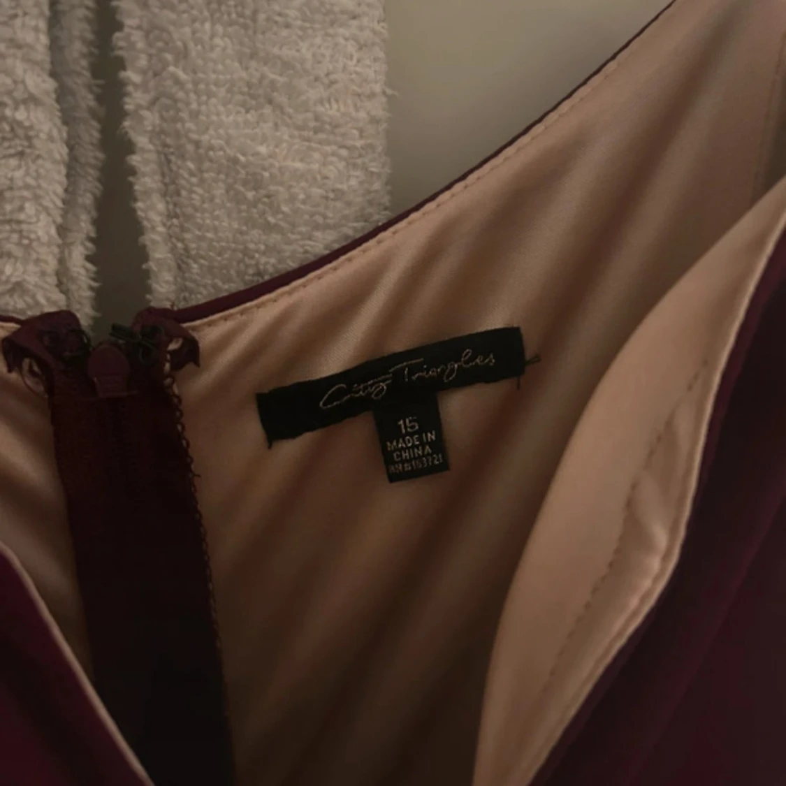 Vinröd långklänning från City Triangles - 2