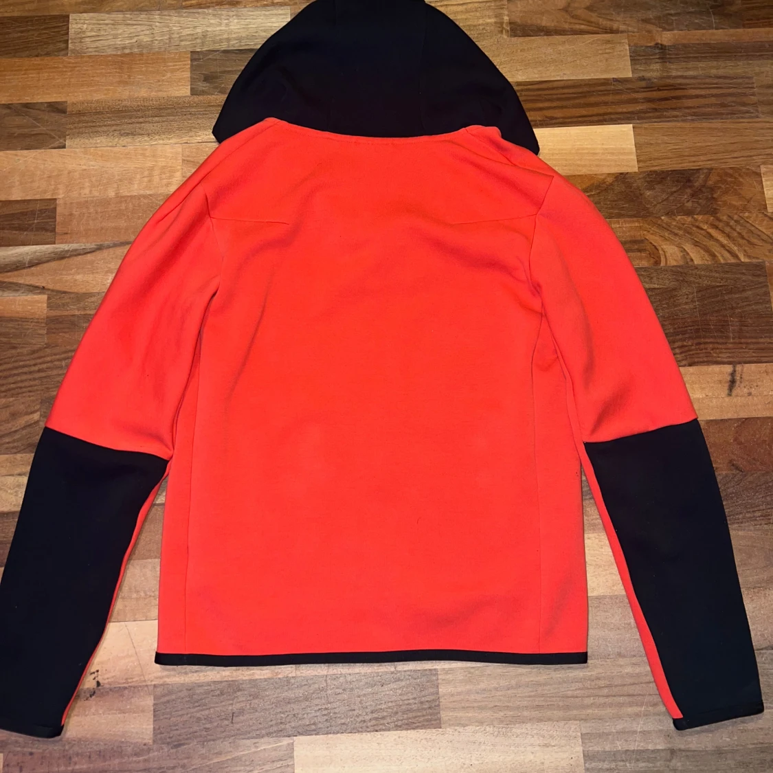 Nike tech fleece Röd/Svart storlek S - 1