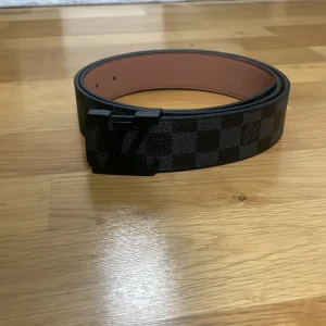 Märkes bälte - Säkjer min bälte som är helt ny och oanvänd