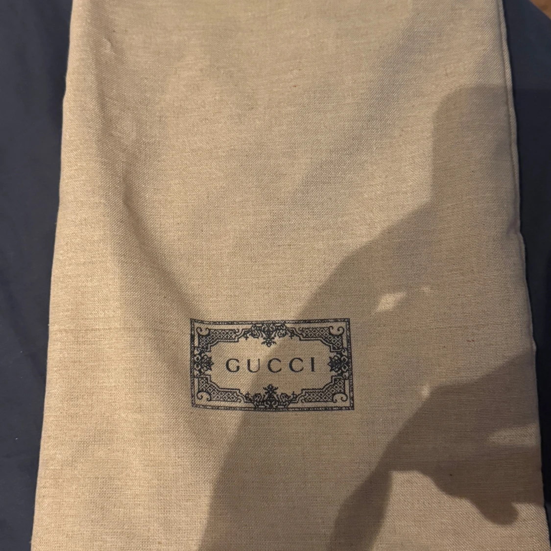 Beige Gucci bälte med GG-spänne - 1