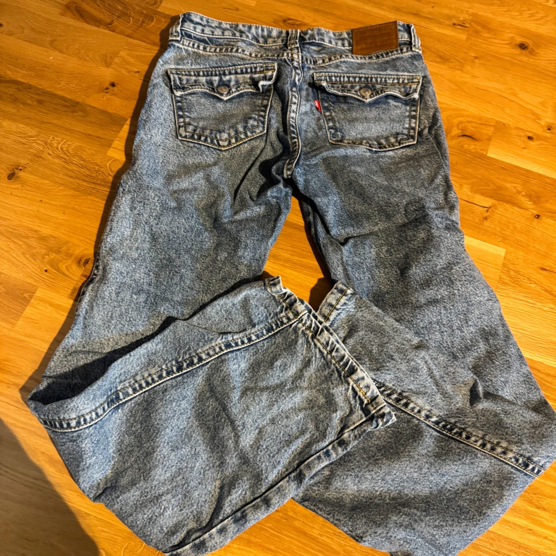 Levis jeans, noughties bootcut - 1