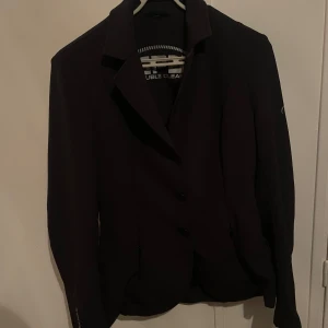 GPA kavaj - Svart GPA kavaj i fint skick 