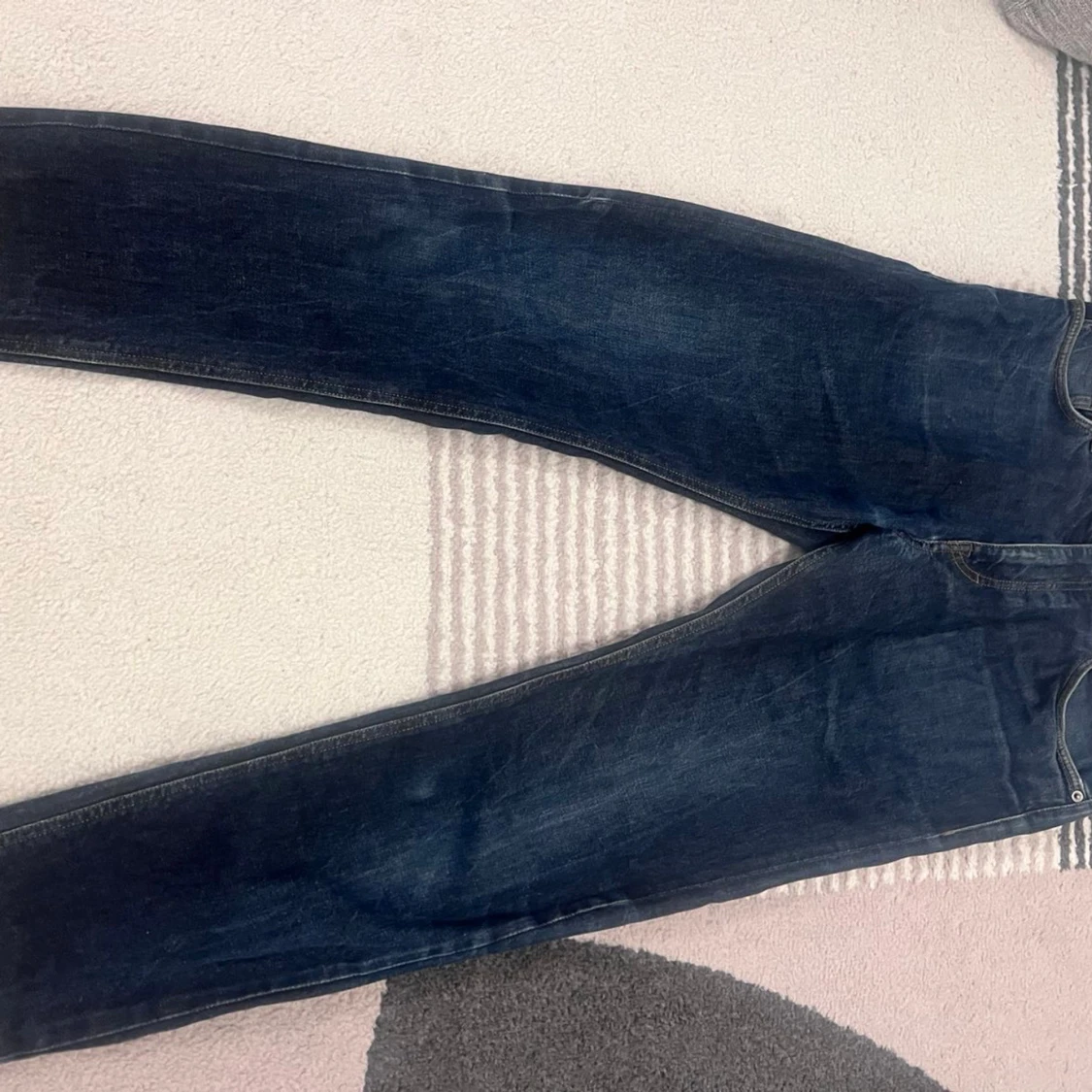 Mörkblå jeans från BOSS