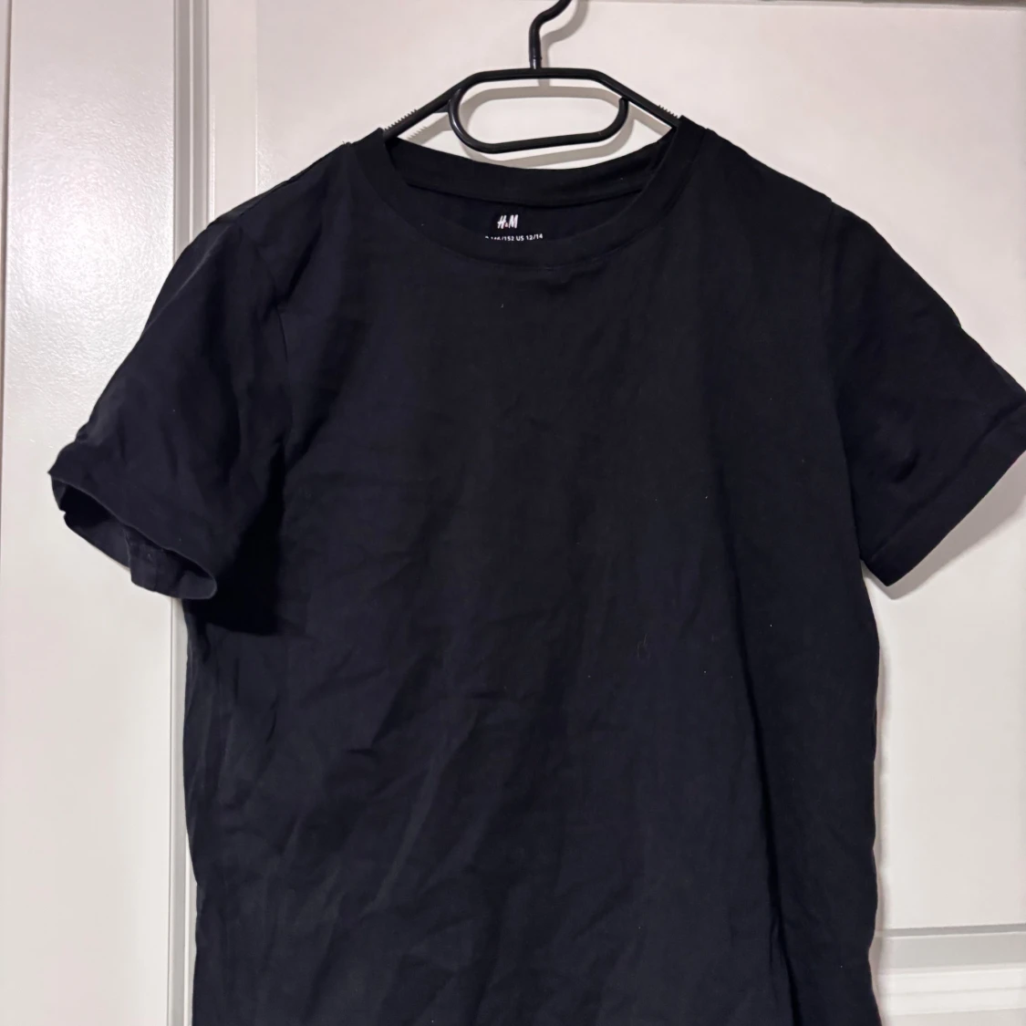 Svart basic t-shirt från H&M
