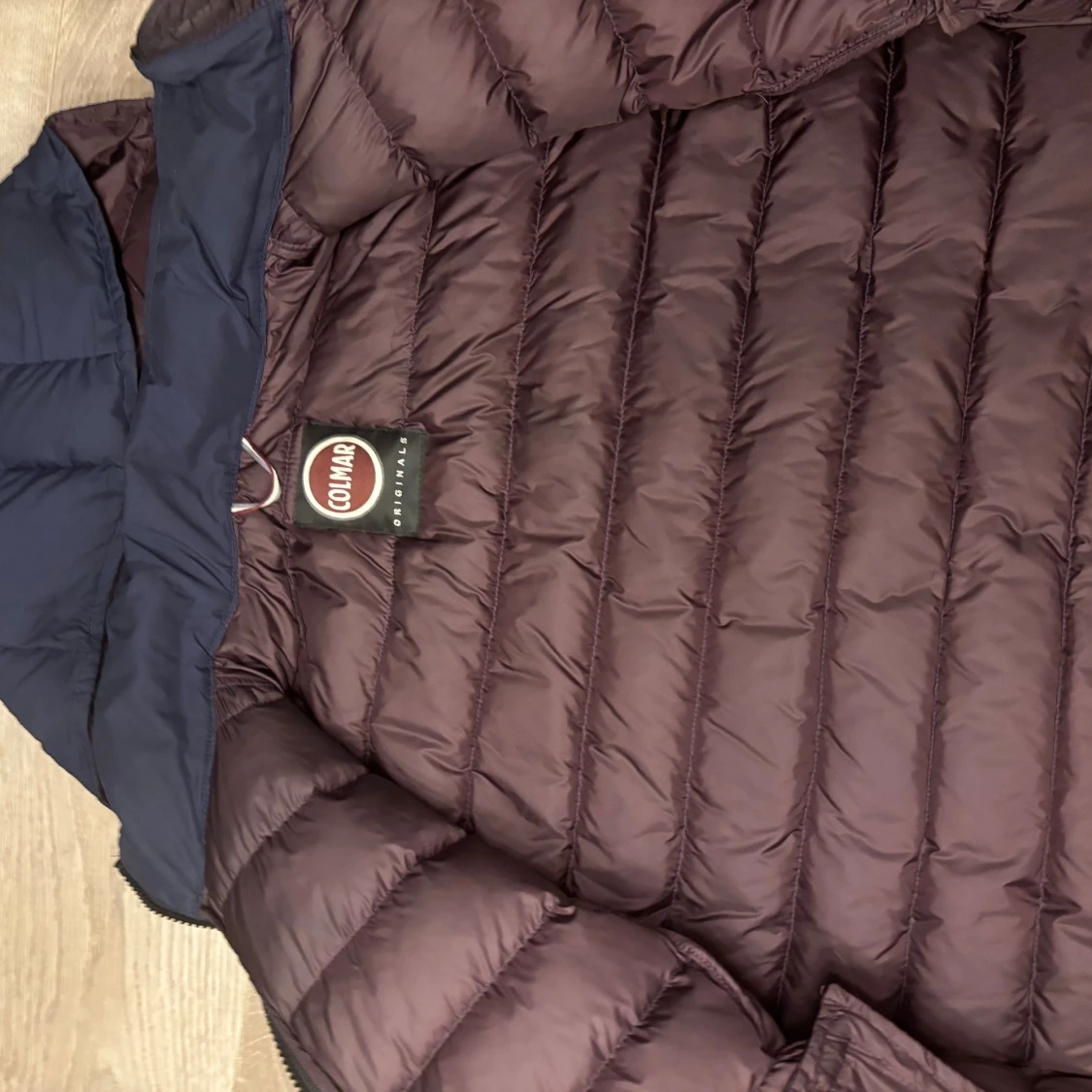 Mörkblå dunjacka från Colmar - 1