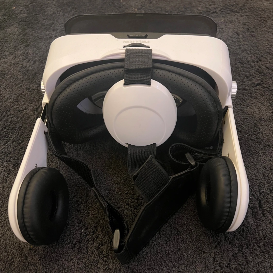 VR200 Virtual Reality Box - 1