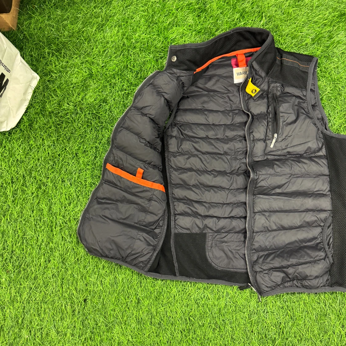 Svart dunväst från Parajumpers - 1