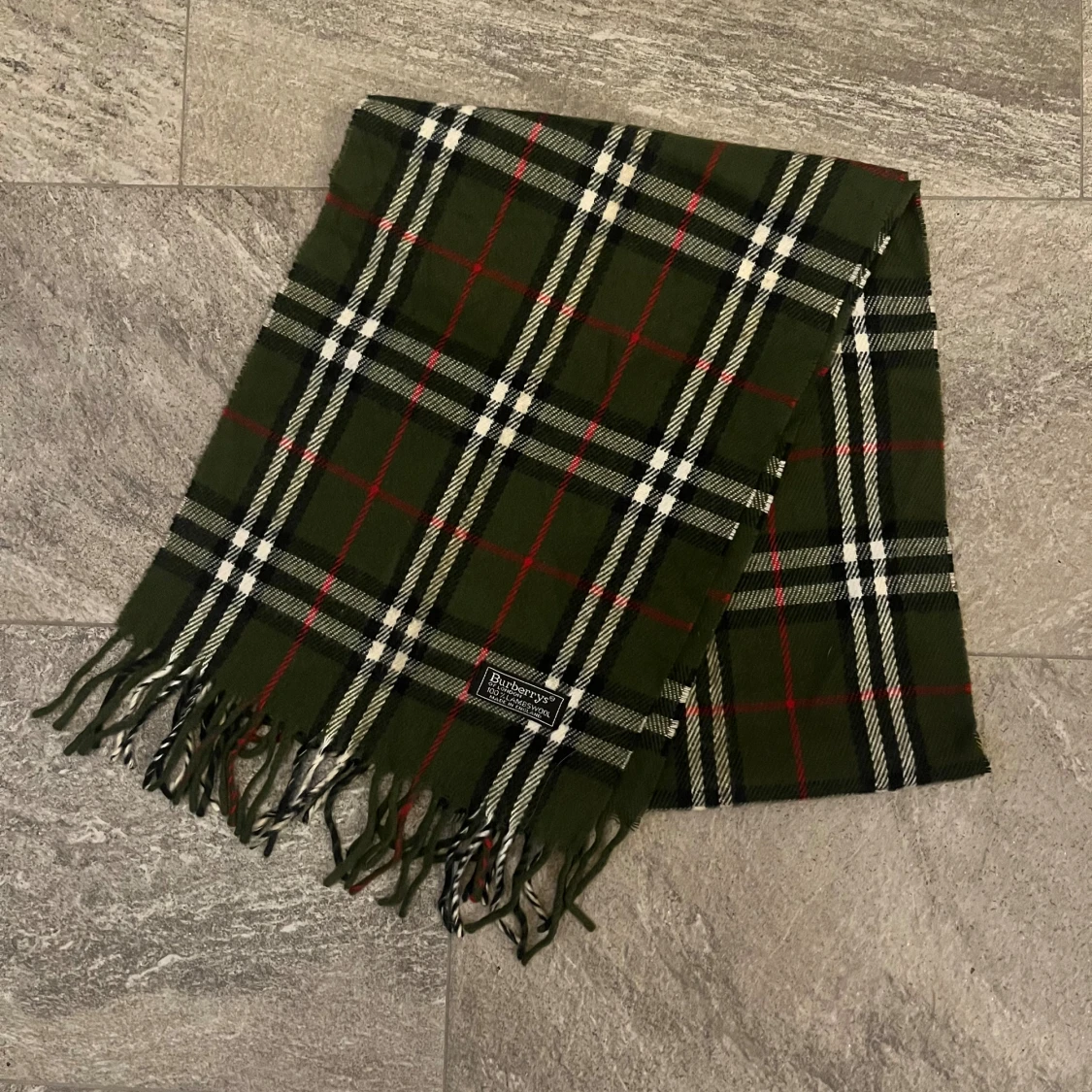 Grön rutig ullhalsduk från Burberry - 1