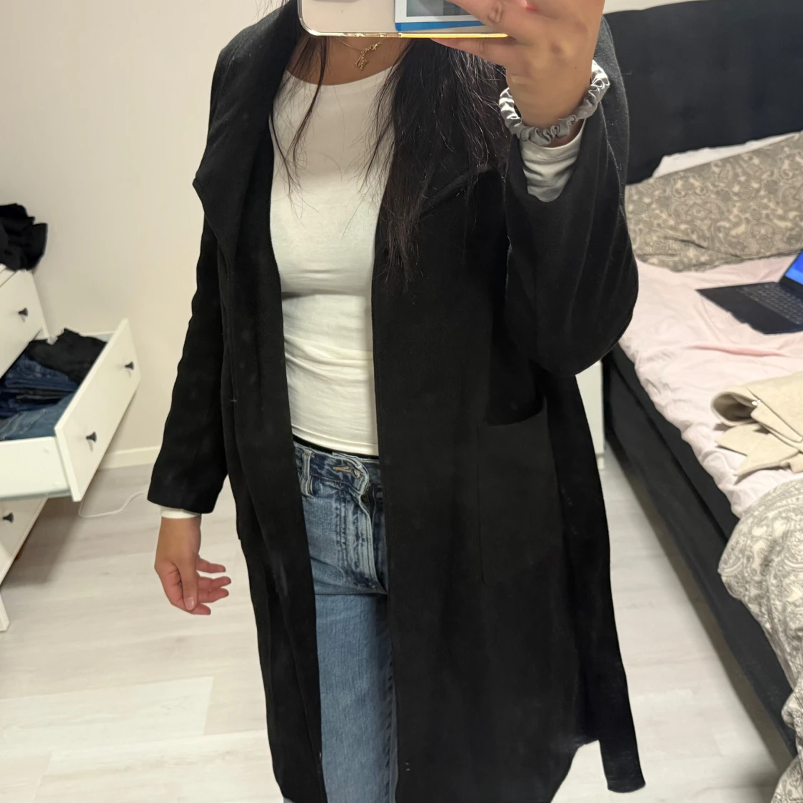 Svart kappa med bälte från Shein - 2