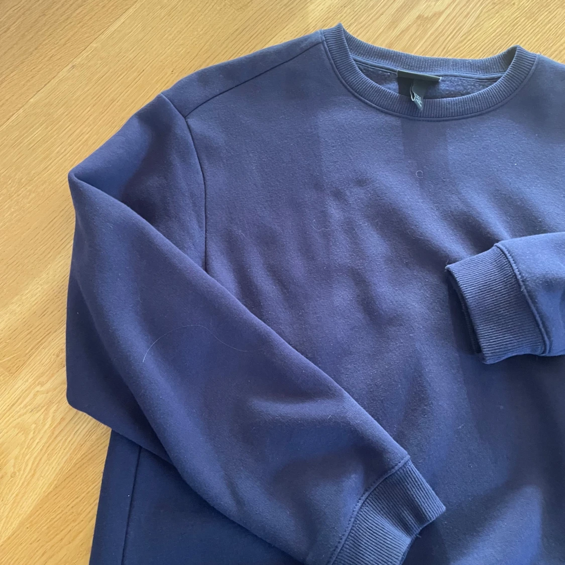 Mörkblå sweatshirt från H&M, stl S - 2