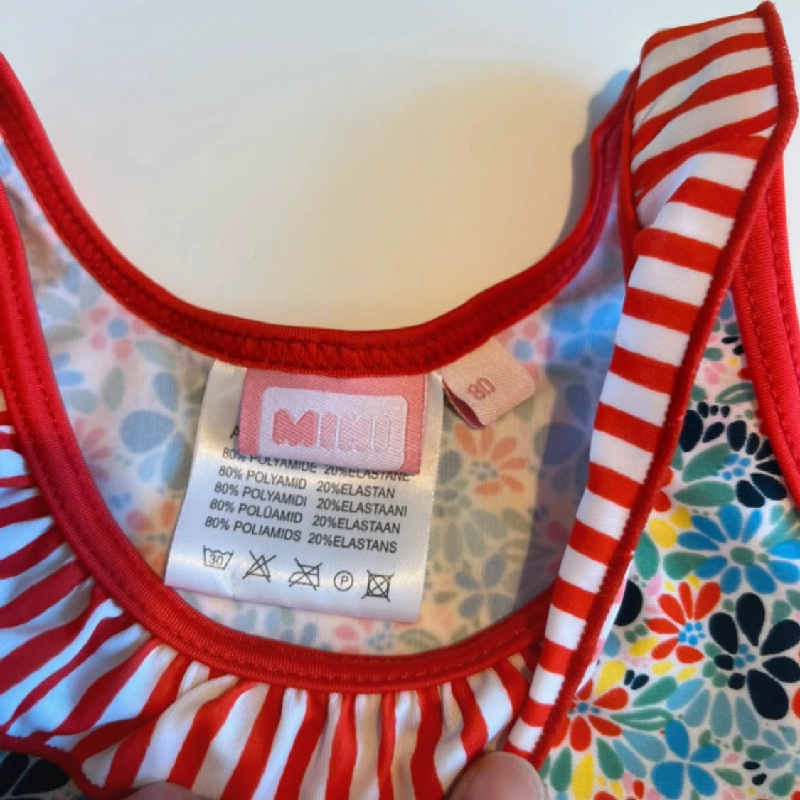 Blommig baddräkt med volang från MINI - 2