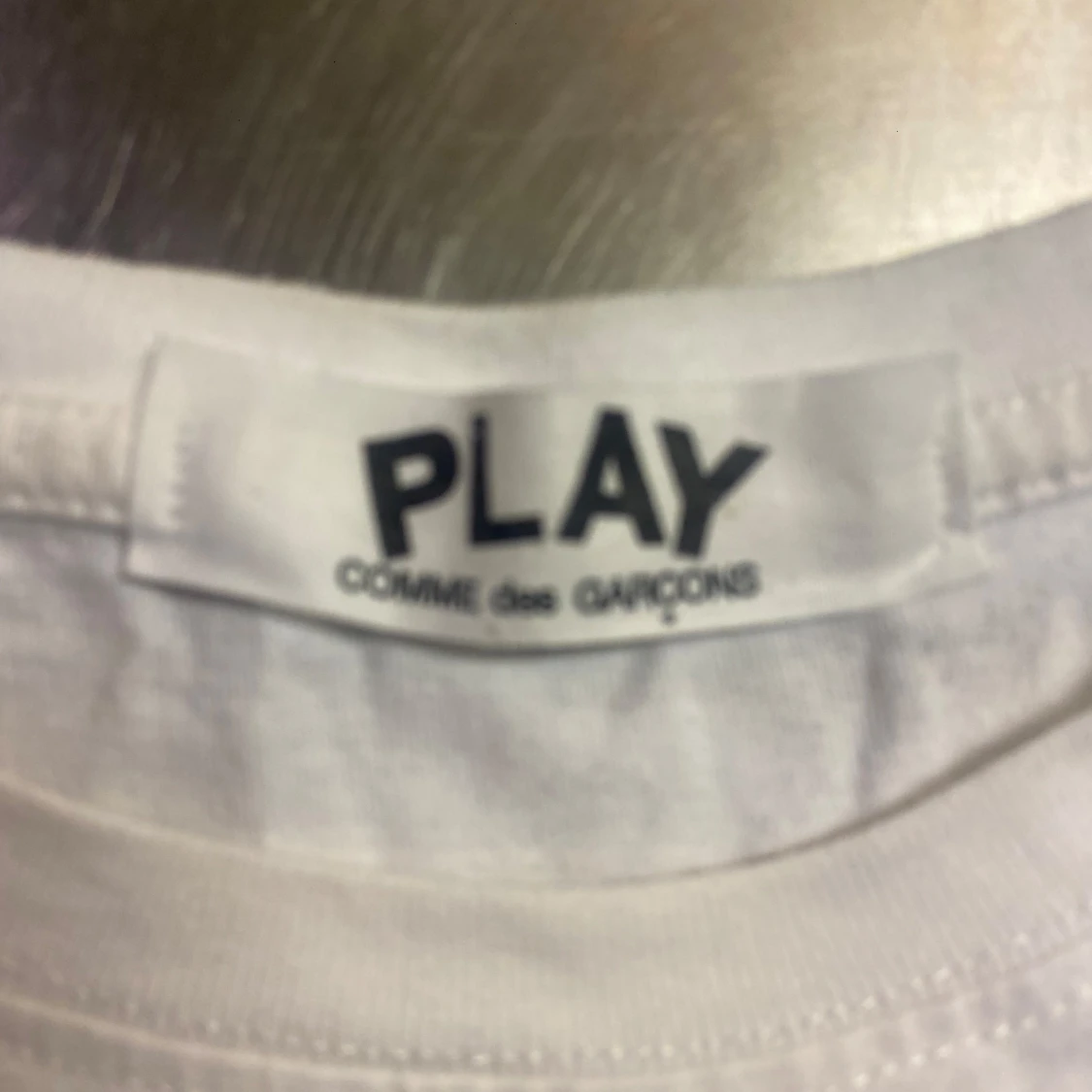 Vit t-shirt från Comme des Garçons  - 2