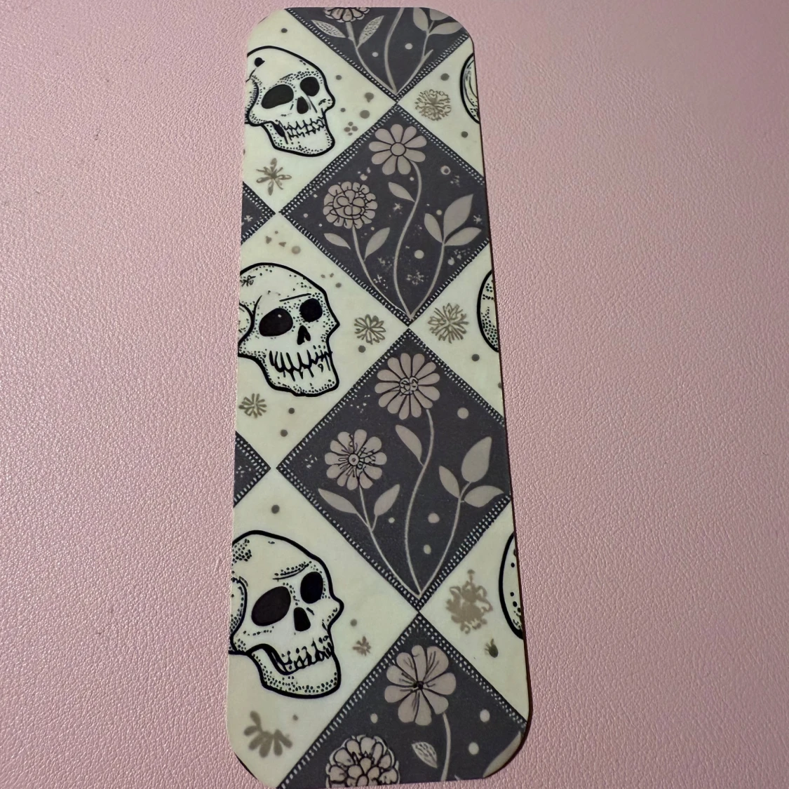 Laminerat handgjort bokmärke  - 1