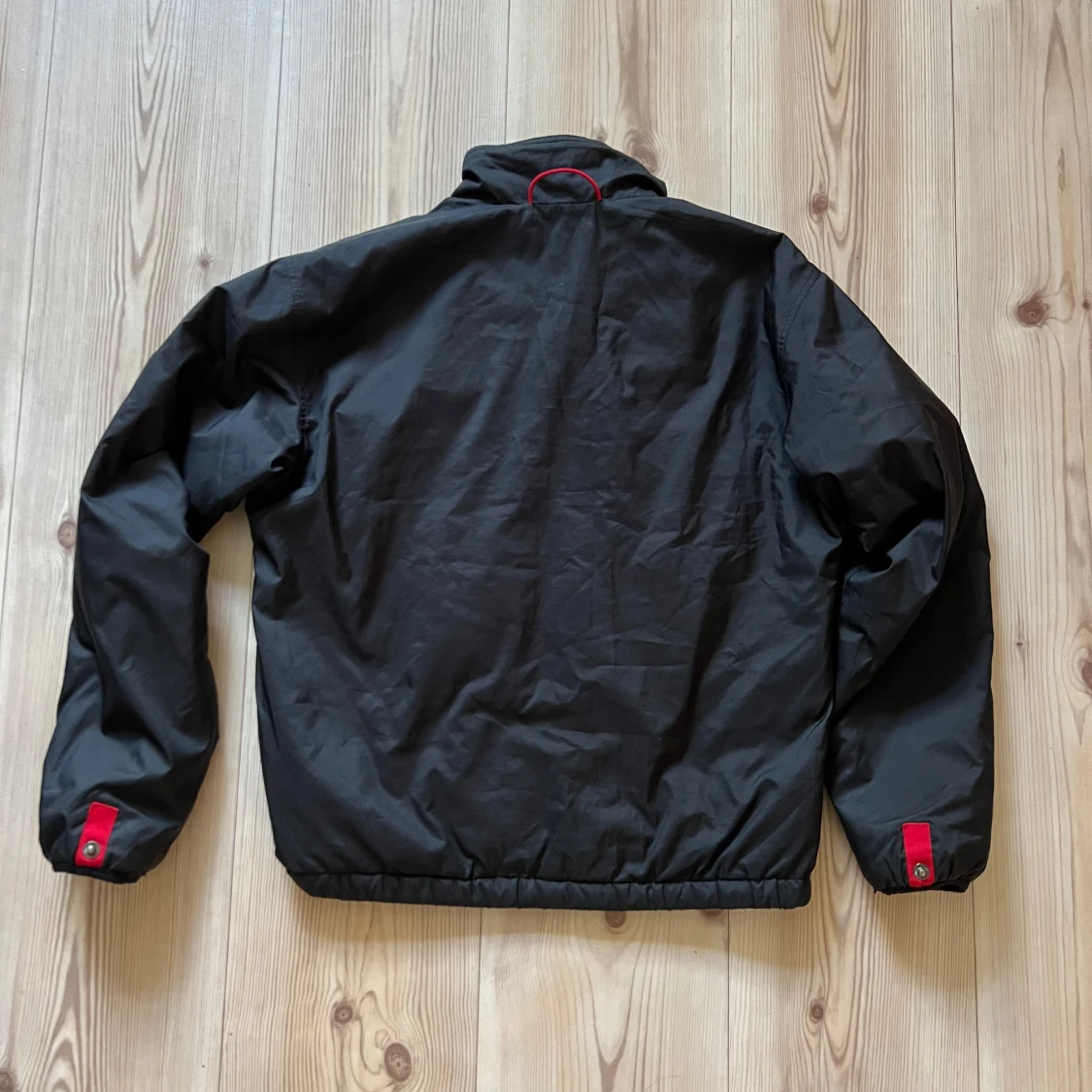 Svart vindjacka Peak Performance S - 1