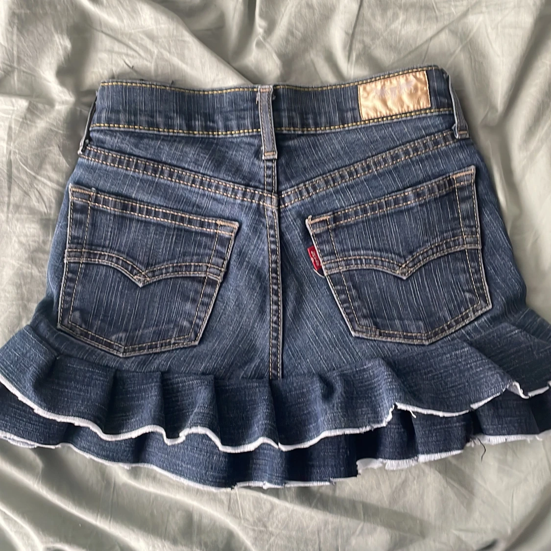 Levi's jeanskjol med volangkant - 2