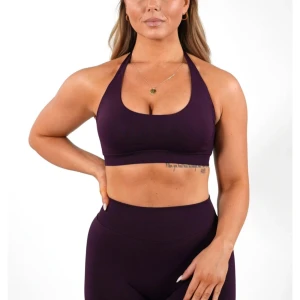 Mörklila träningstopp från GTECH - Säljer ett par mörklila träningstopp från GTECH med hög midja och tight passform. Perfekta för gymmet eller löprundan.