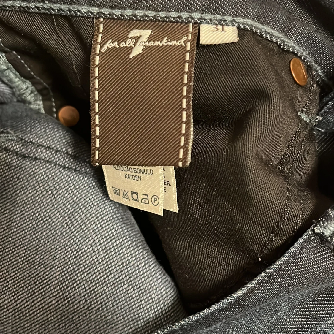 Mörkblå slim jeans från 7 For All Mankind - 4