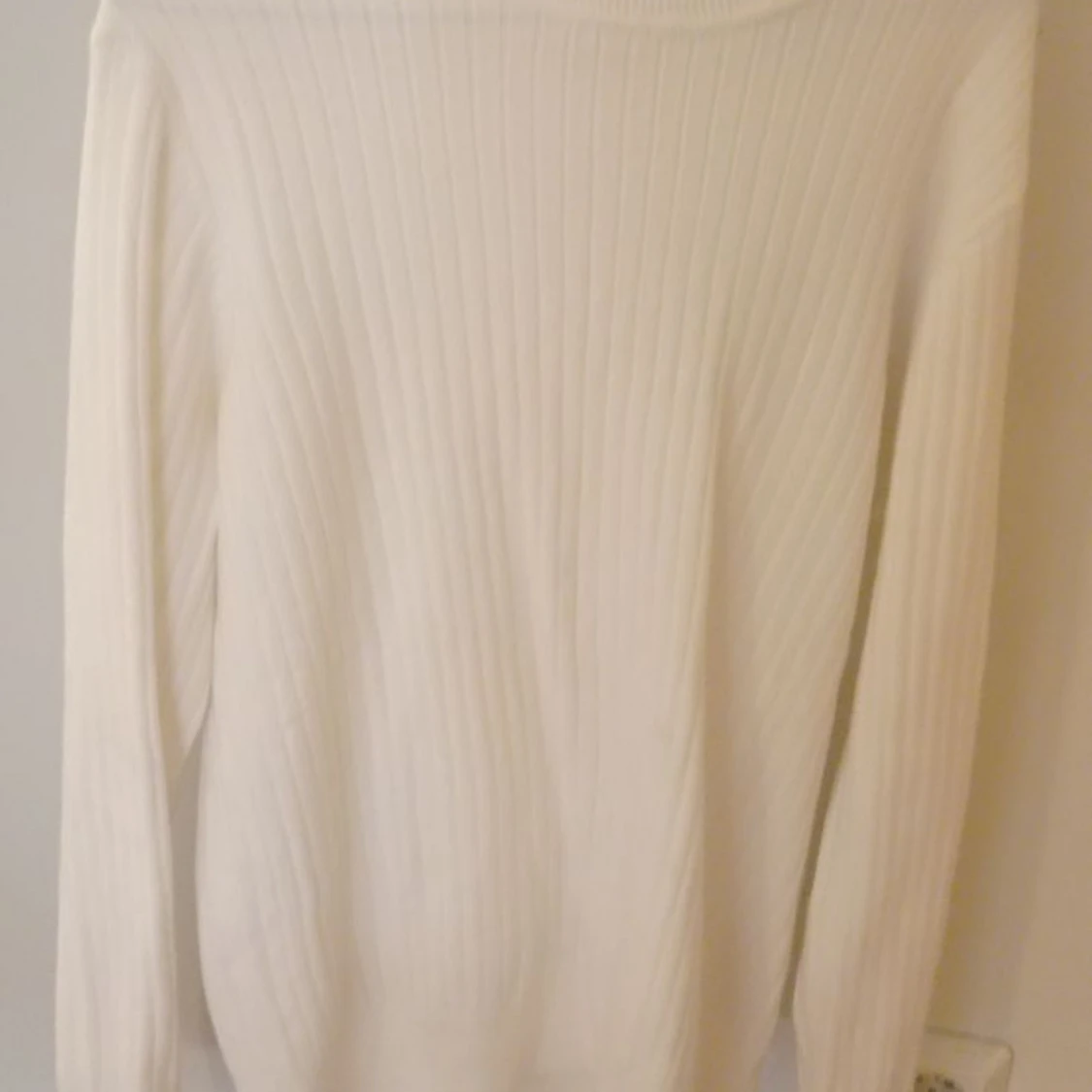 Ribbade långärmade tröjor i olika färger - 1