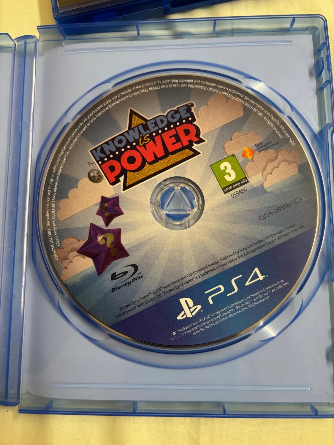 FIFA 22 & Knowledge is Power (PS4) - 1