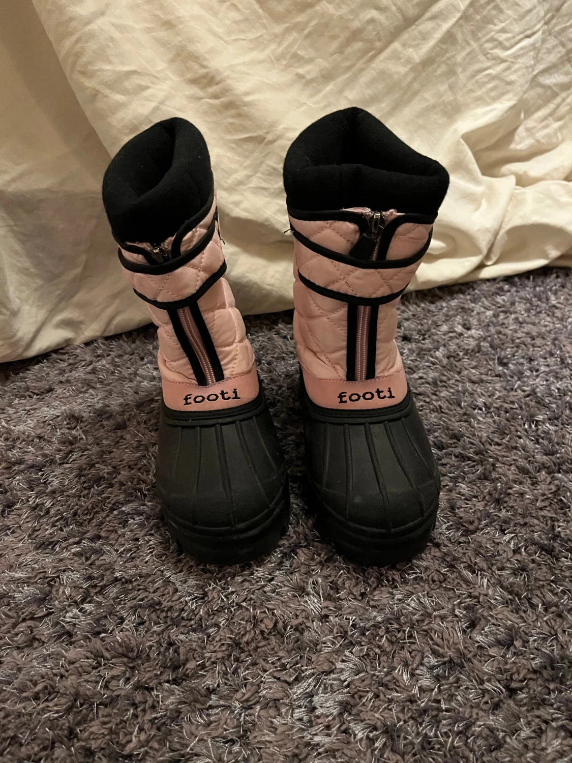 Footi vinterskor i stl 33