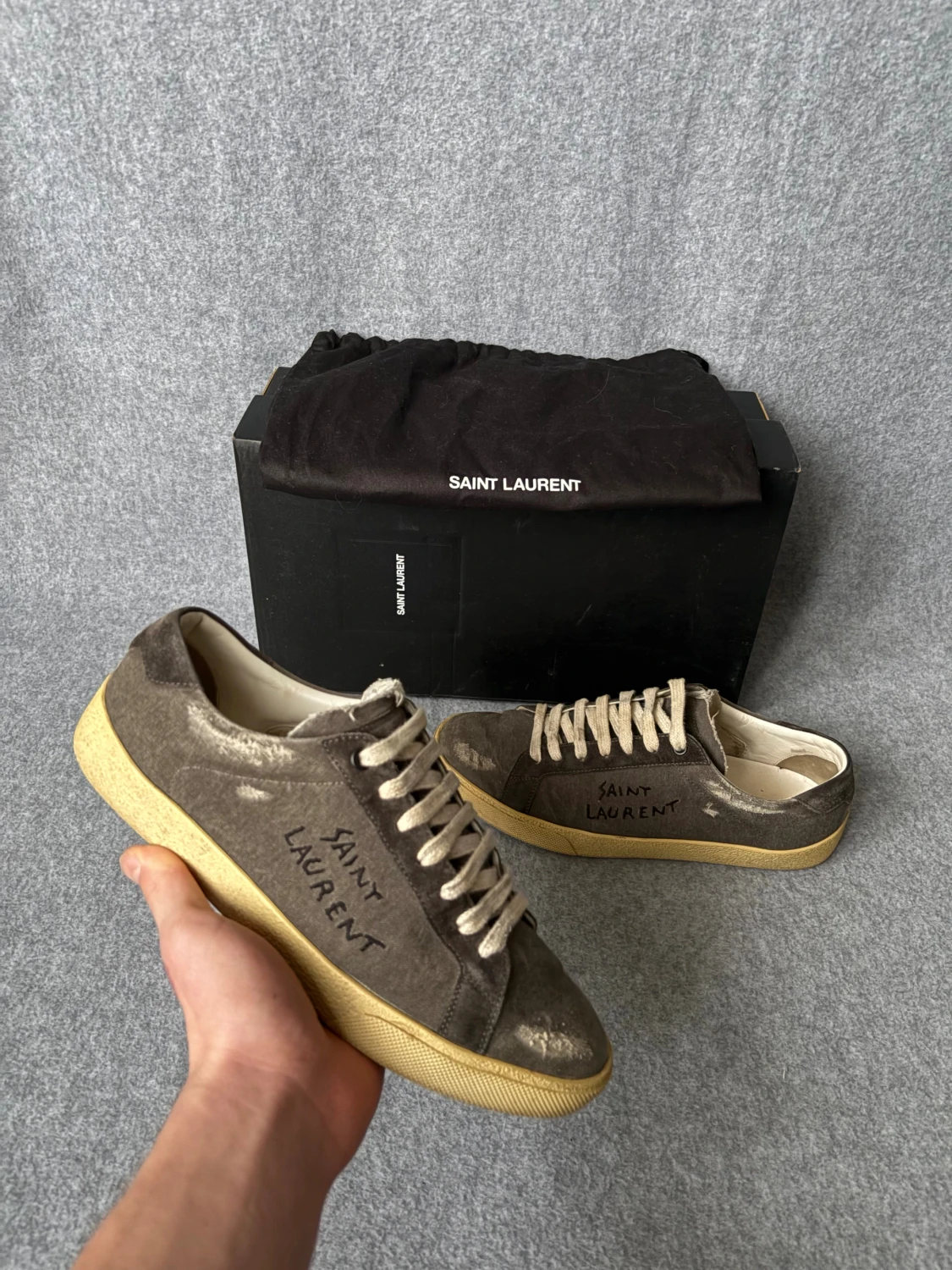 Saint Laurent skor 