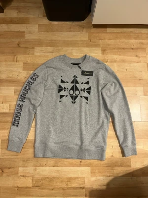 Moose Knuckles sweatshirt - Brand new with tags condition. Size L fits L-XL. Authentic