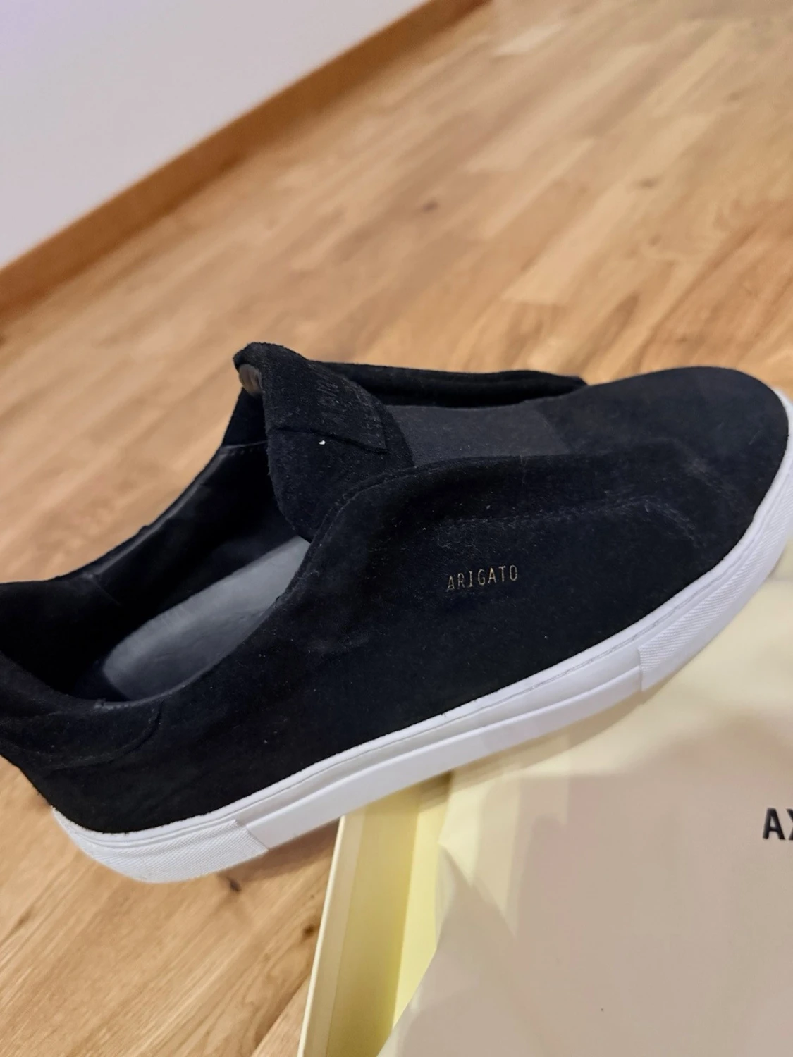 Svarta sneakers från Axel Arigato - 2