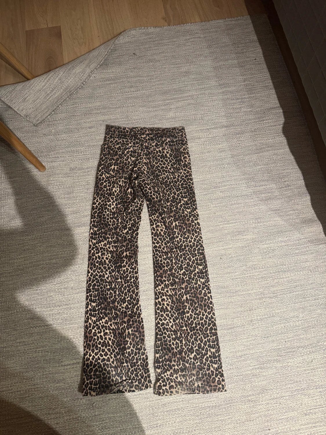 Leopardjeans   - 2