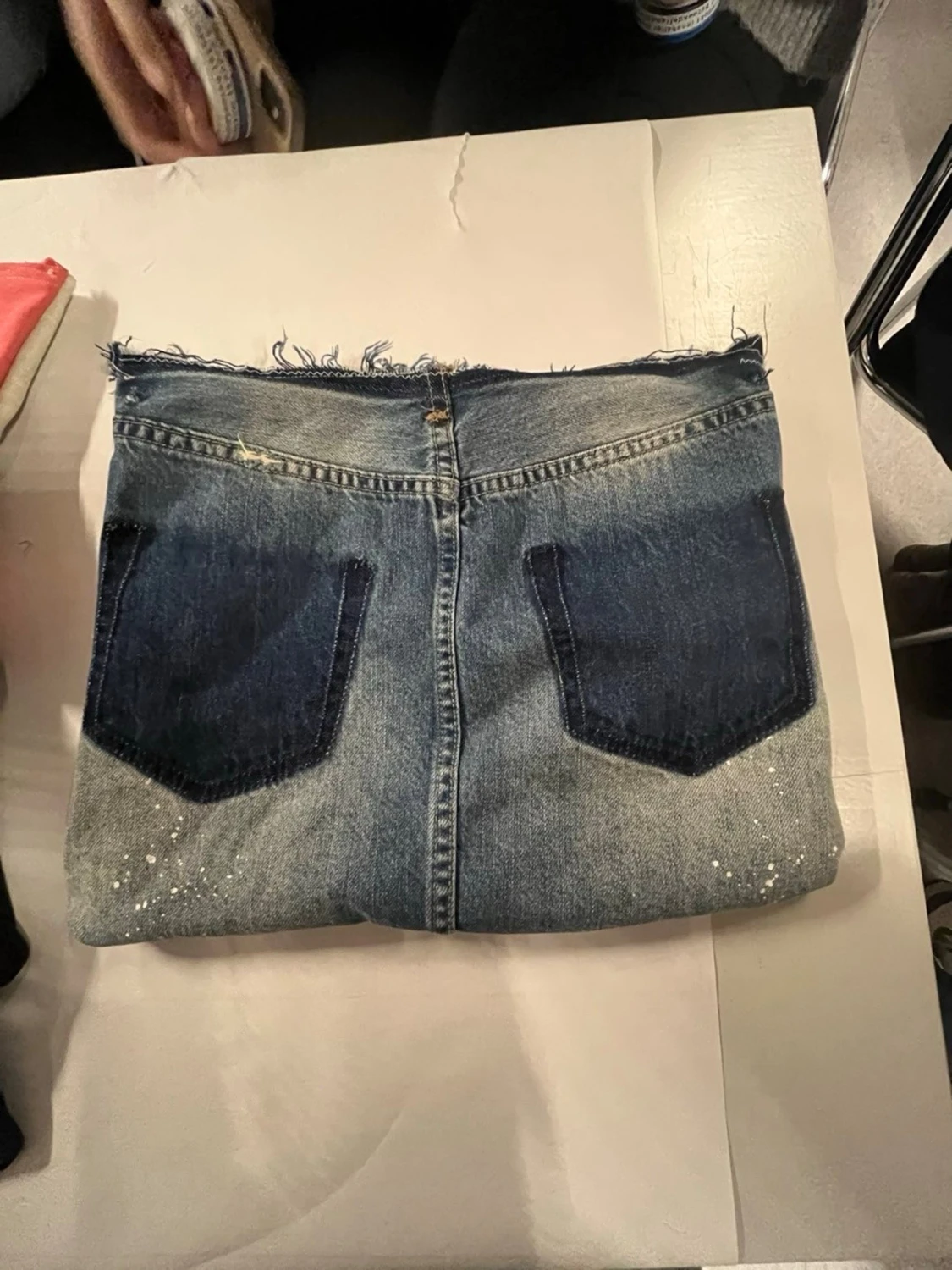 Datorfodral gjort av återvunnet jeanstyg - 1