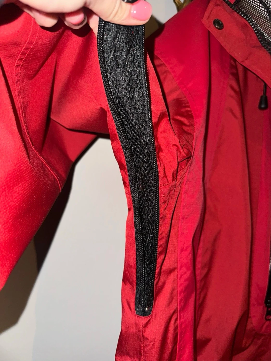 Röd vindjacka från Pinewood, stl L - 2