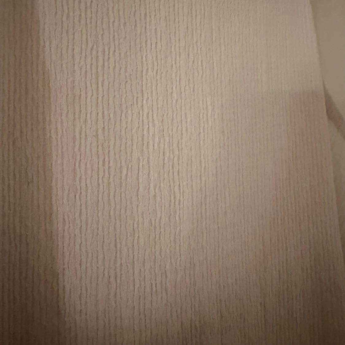 Lång vit klänning med smala axelband - 2