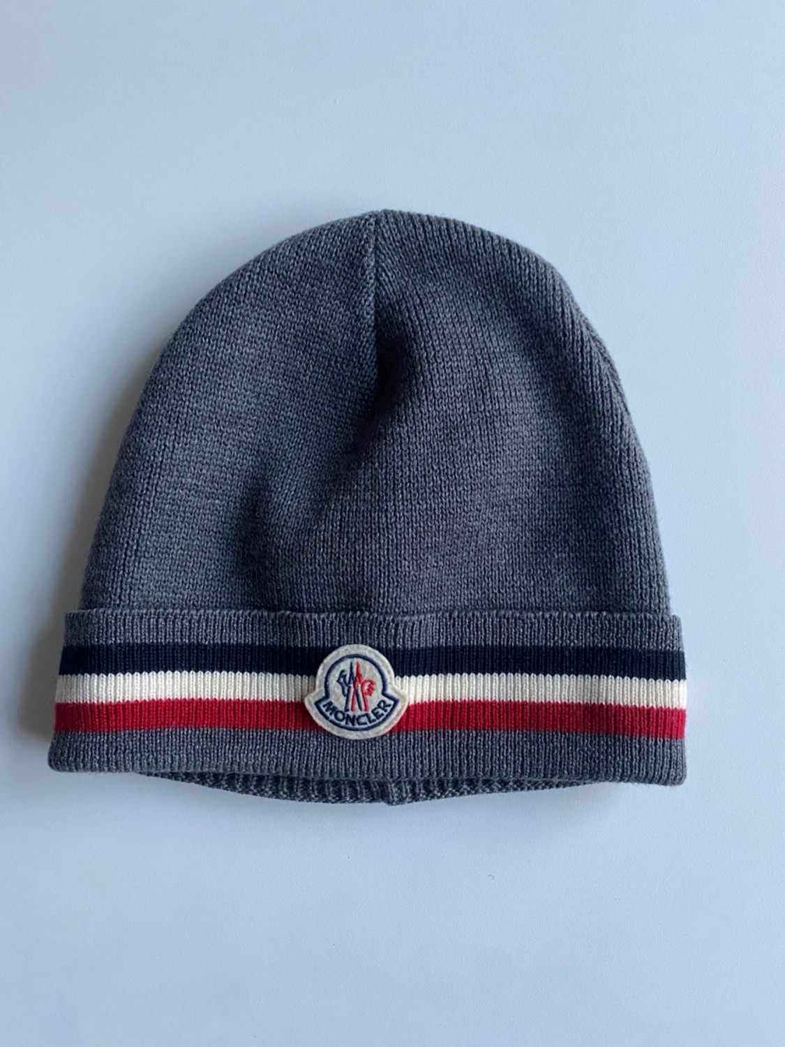 Moncler mössa