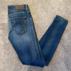   jeans från tiger of Sweden - Rikigt snygga jeans från tiger of Sweden, nyskick, pris kan diskuteras vid snabb affär! / storlek 31/32