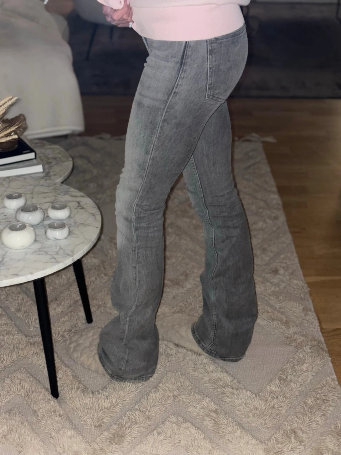 Grå bootcut jeans low waisted  - 1