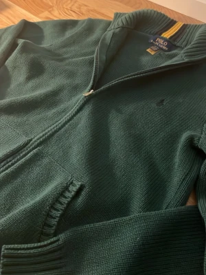 Mörkgrön stickad kofta Polo Ralph Lauren - - condition 10/10 - retail price - 1500kr -