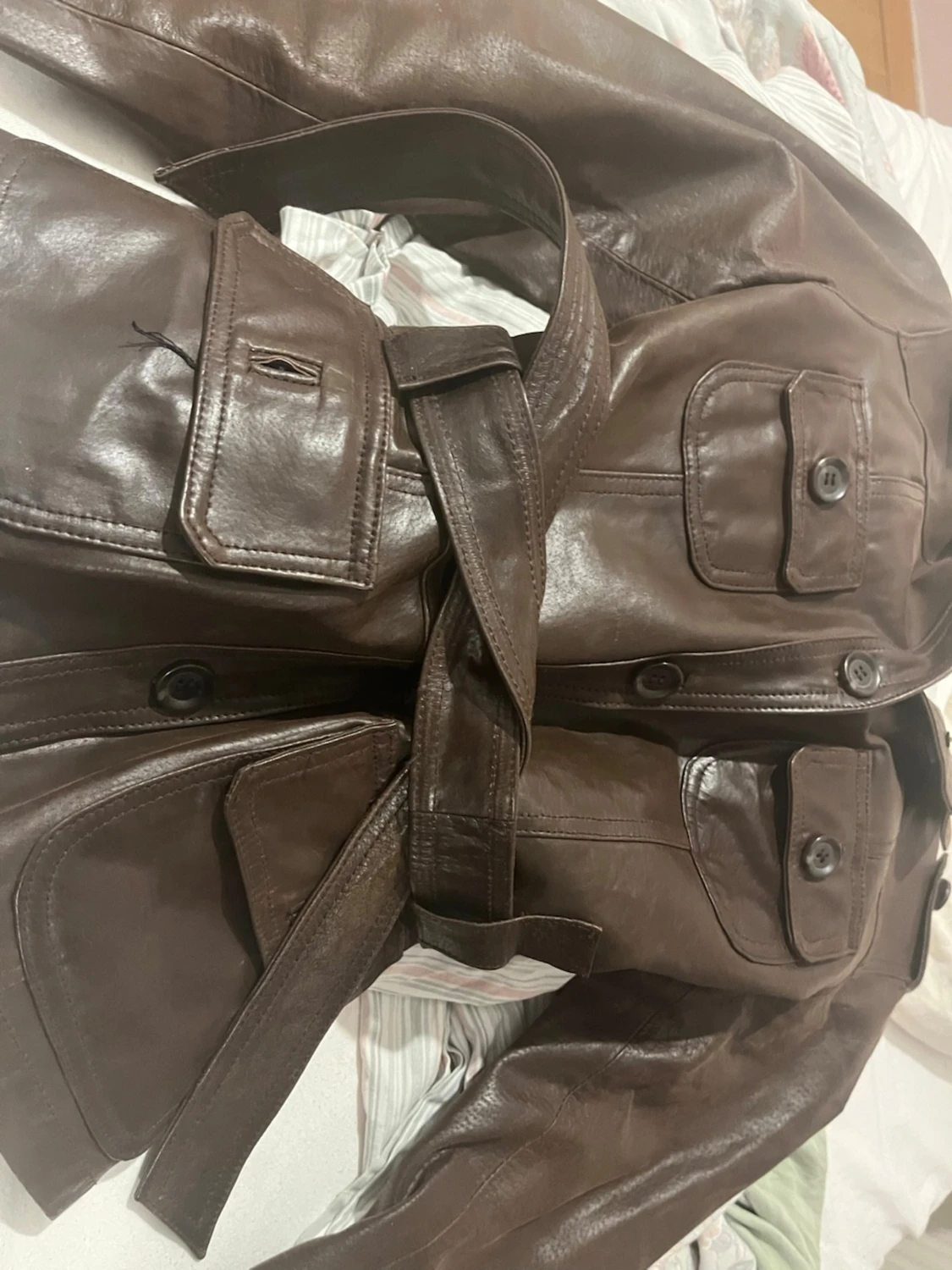 Brun skinnjacka med bälte - 3