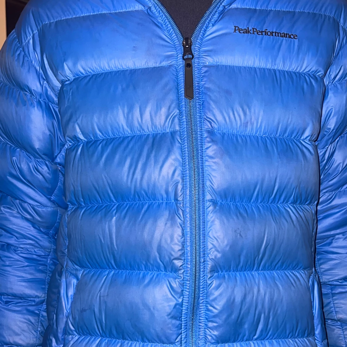 Blå Peak Performance dunjacka M - 1