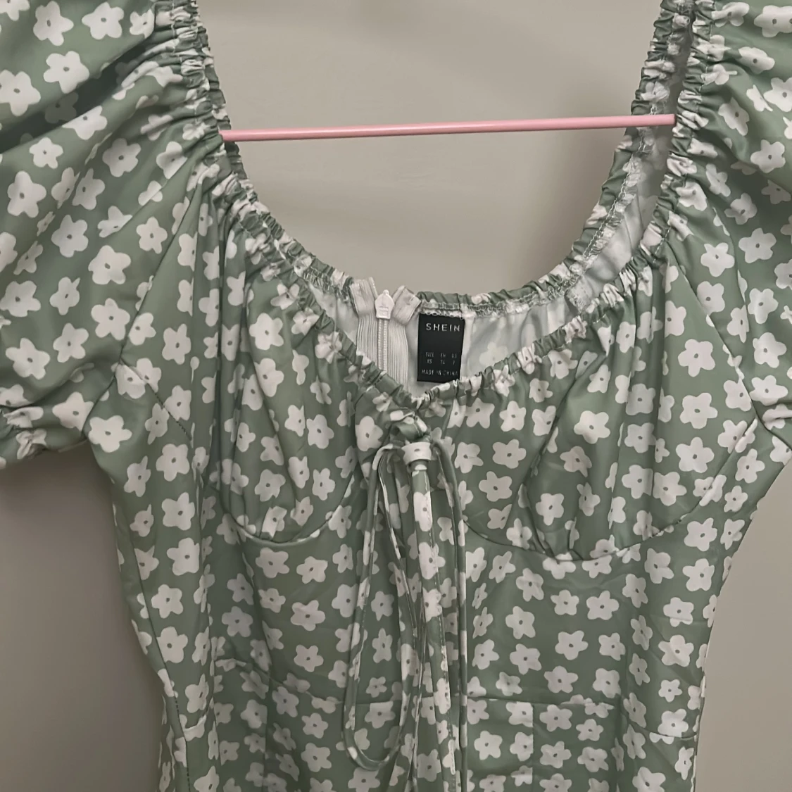 Grön blommig klänning från SHEIN - 1