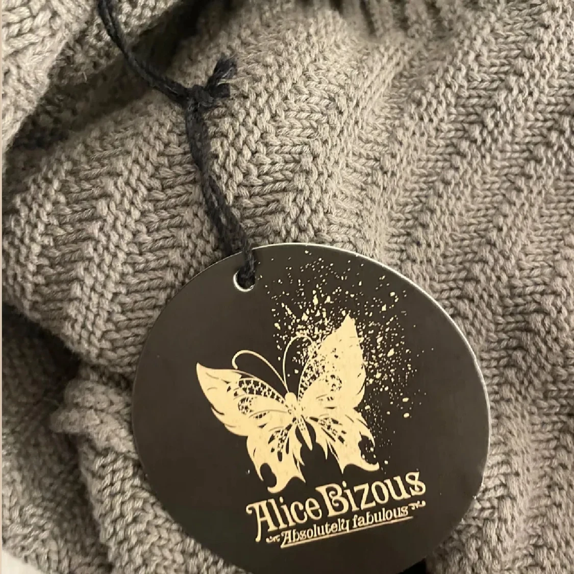 Grå kofta med dekorativa knappar Alice Bizous - 2