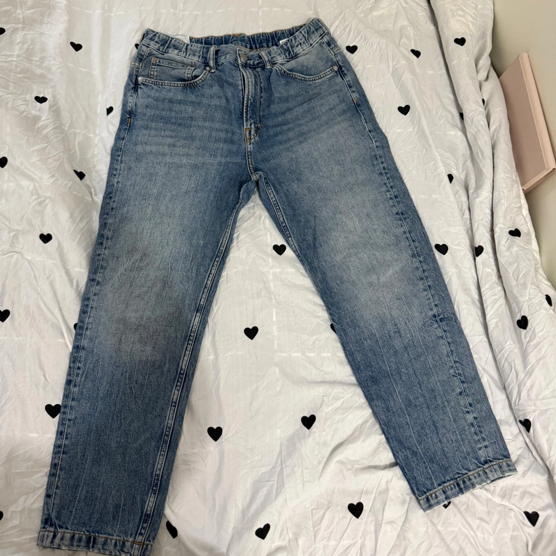 Blå raka jeans med klassisk look