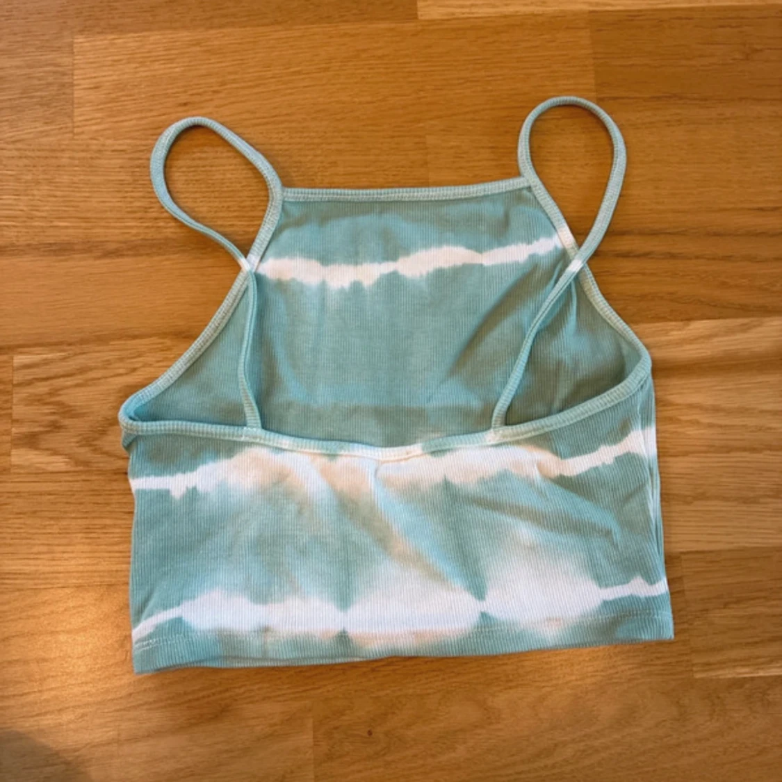 Turkos och vit ribbad linnetopp Zara - 1