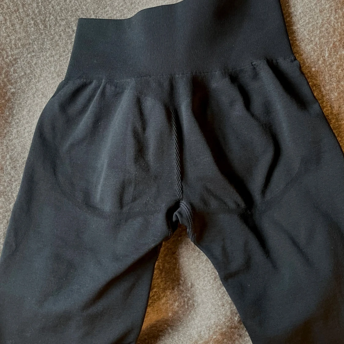 Shape Seamless Hidden Scrunch Tights Black - 2