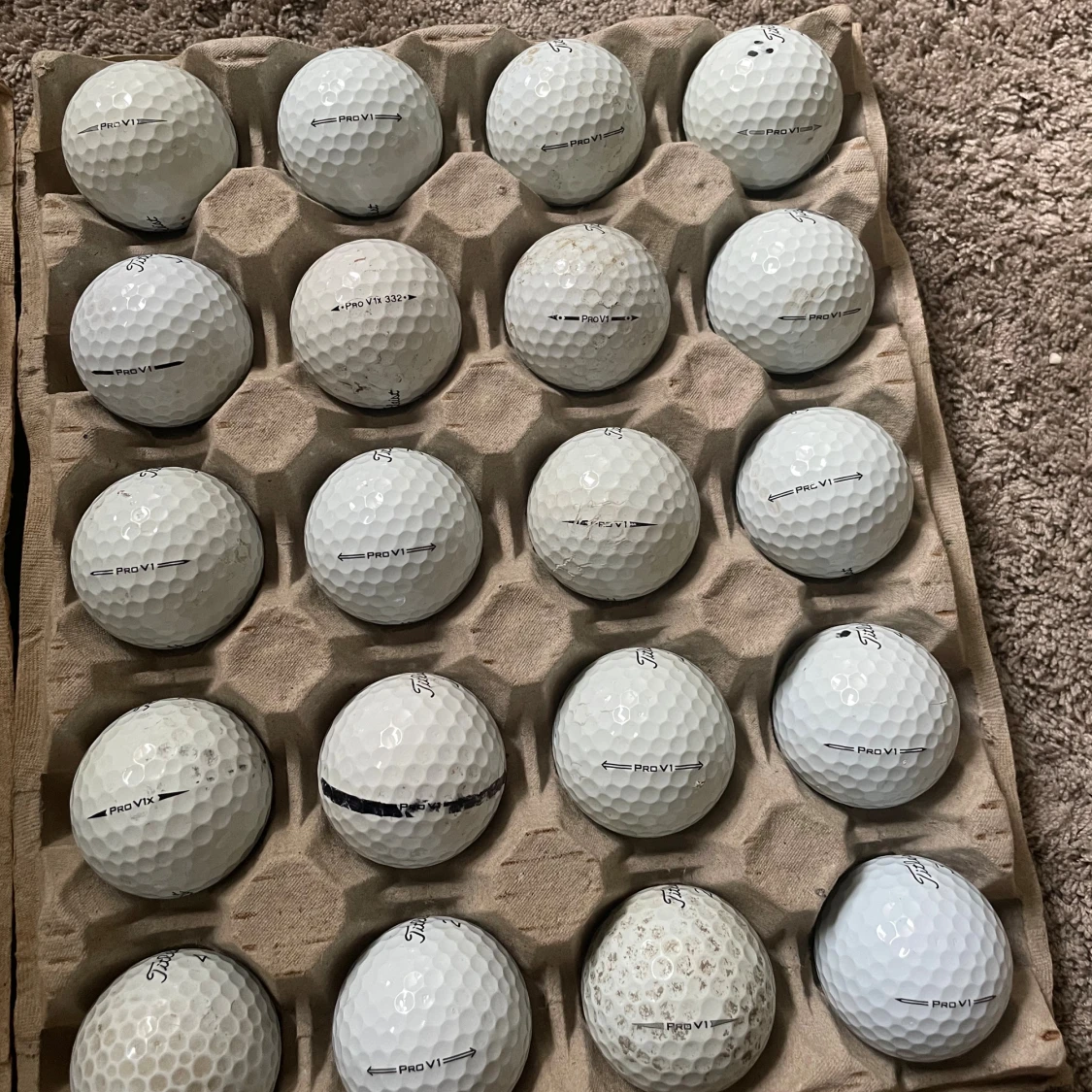 Titleist Pro V1 Golf Balls (Begagnade) - 1
