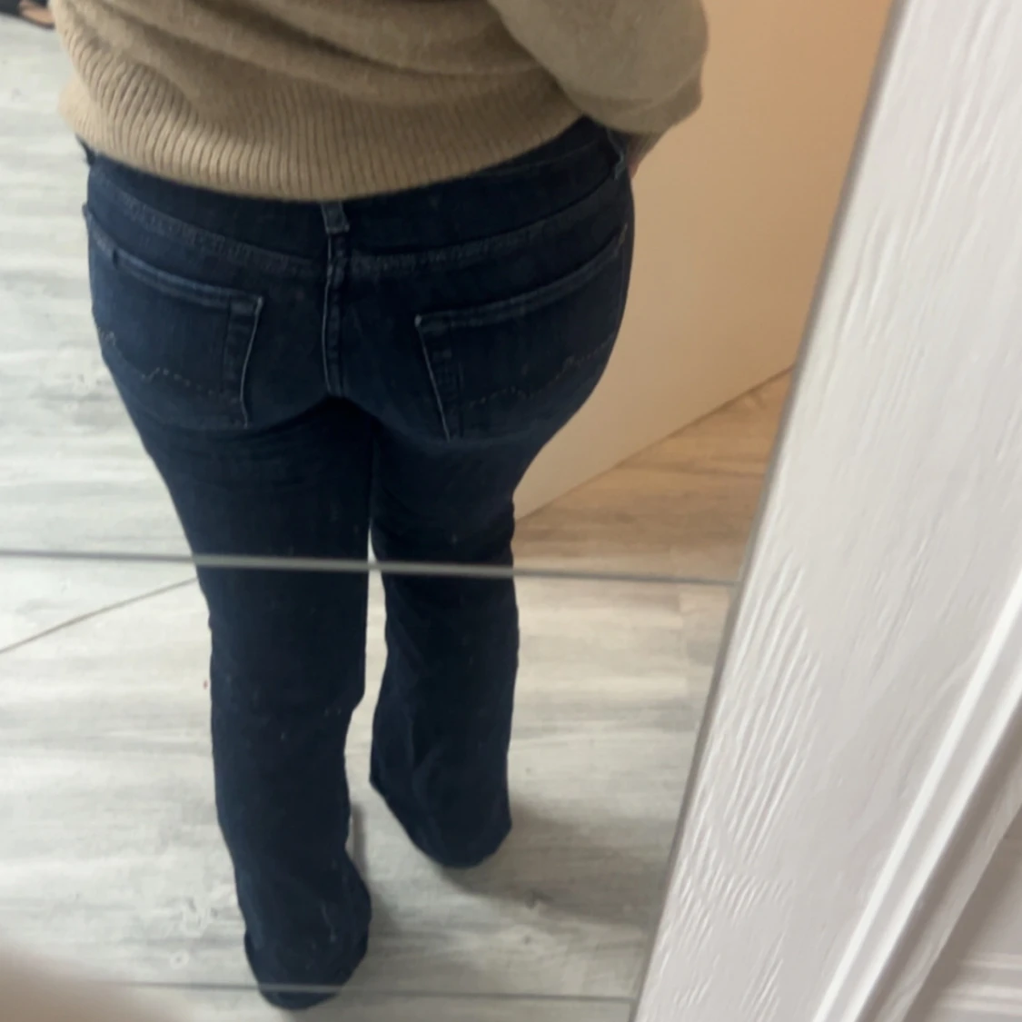 Low waist bootcut jeans - 2