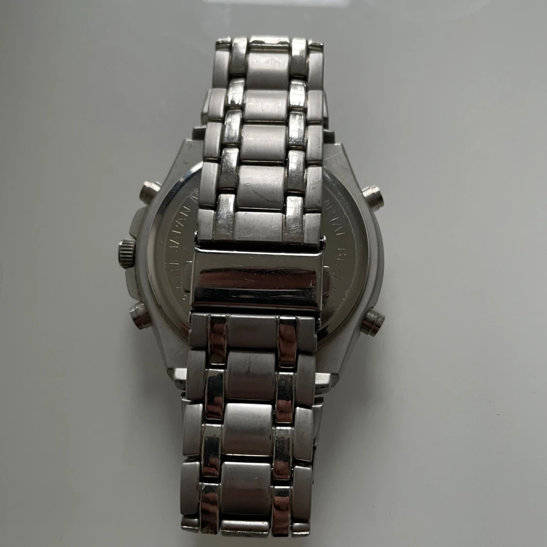 Silverfärgad kronografklocka EyeMonCroix - 1