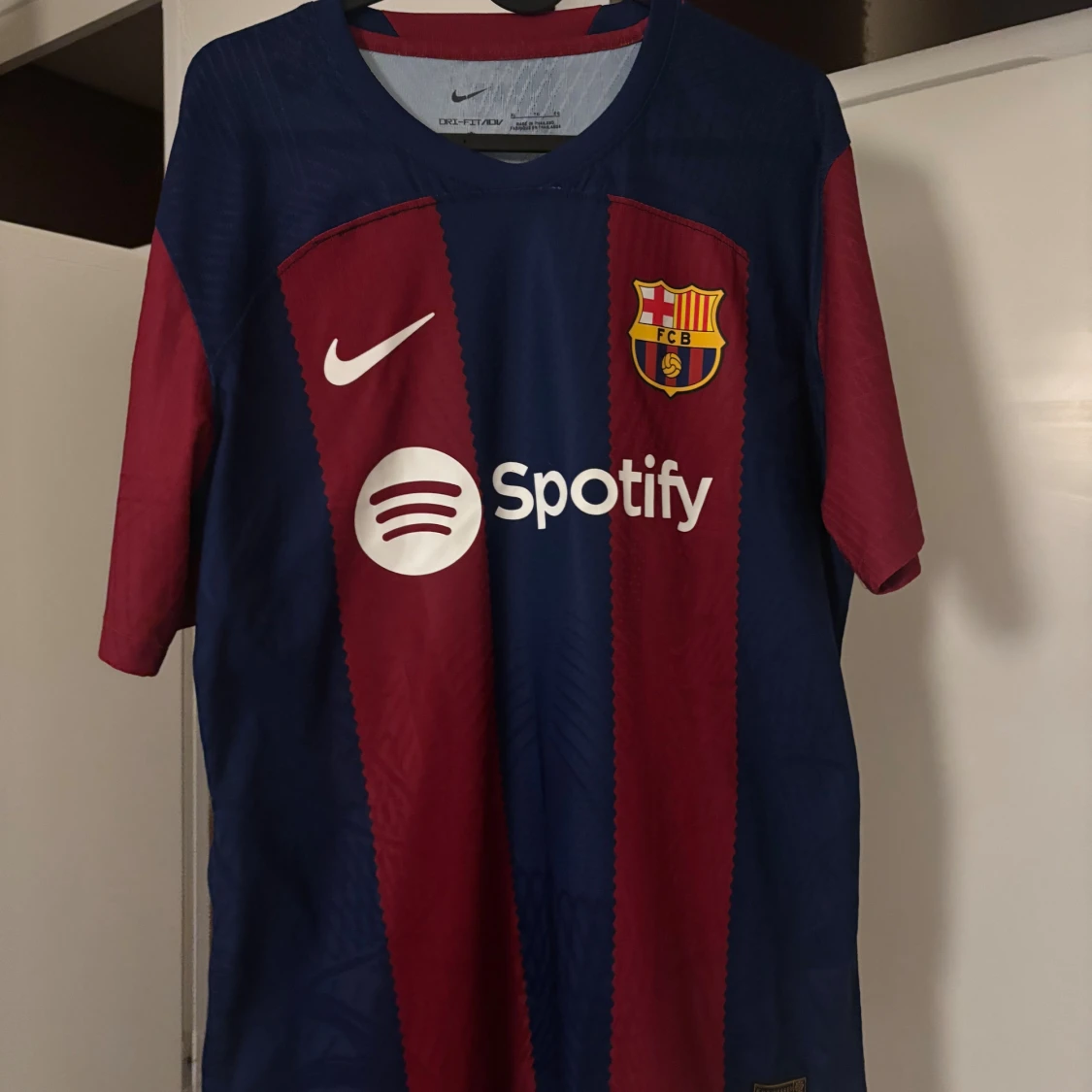 Barcelona 24/24 Lamine Yamal - 1